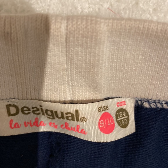 Nice shorts for ur 8-12 daughters !! - Picture 2 of 4